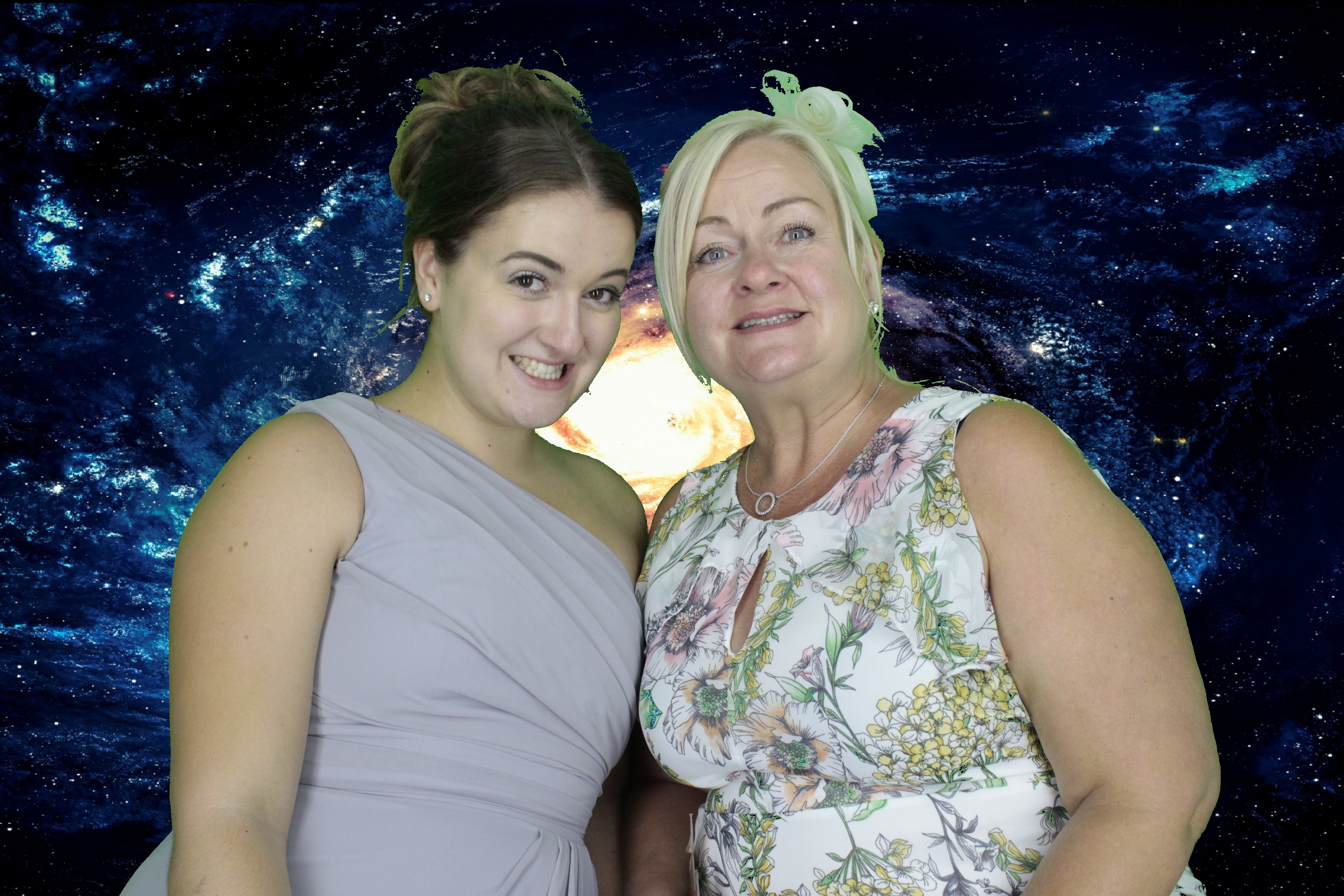 Mr & Mrs Harvey | View more photos from the event at gallery.myphotoboothexperience.co.uk/u/MyPhotoBoothExperienceLtd/Mr-Mrs-Harvey
